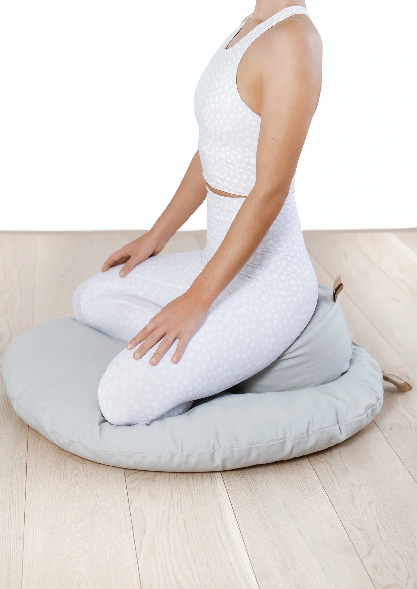 Yoga Bolster Med kologisk Bomullsfyll Se Asanas Med Yogabolster yoga-bolster-med-kologisk-bomullsfyll-se-asanas-med-yogabolster