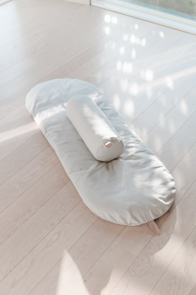 The Cloud - Yin Yoga Day Bed - Grå